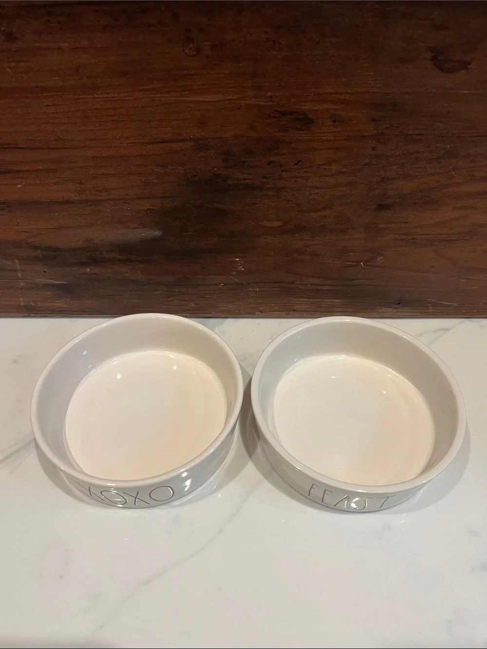 🔥‼️Rae Dunn White Ceramic Bowls Set - XOXO & FEAST‼️🔥